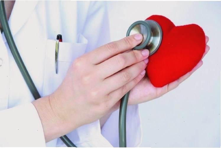 Người bệnh cần khám tim mạch định kỳ