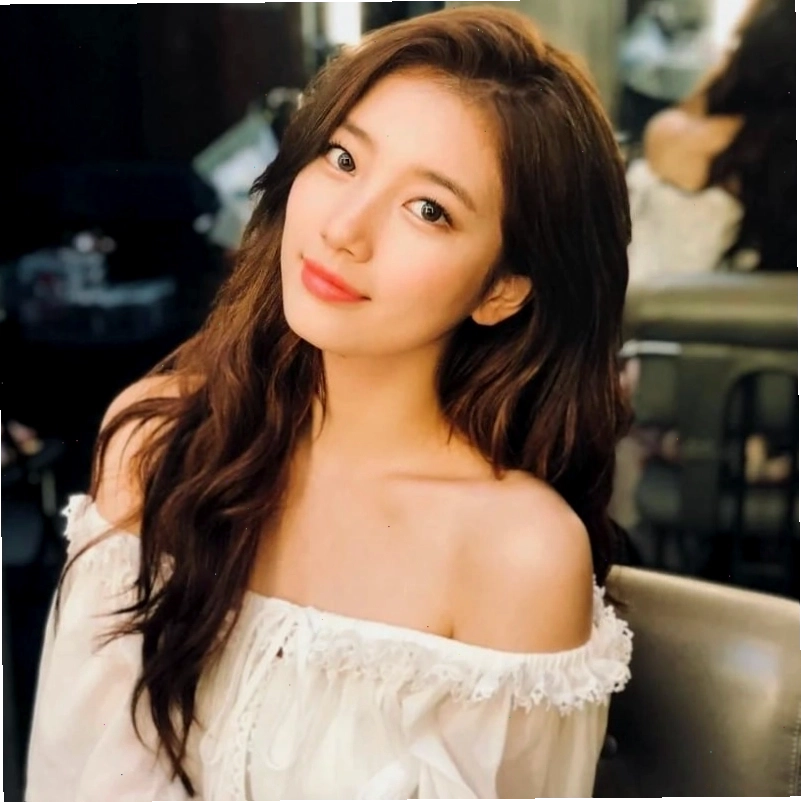 Người nổi tiếng có vai ngang