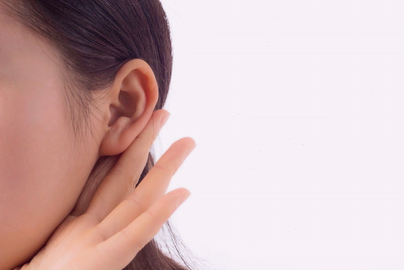 Người tướng tai cong là tướng tai đẹp trong nhân tướng học
