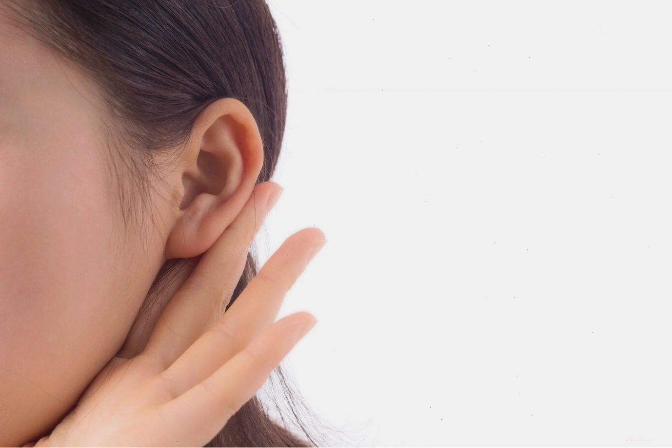 Người tướng tai cong là tướng tai đẹp trong nhân tướng học