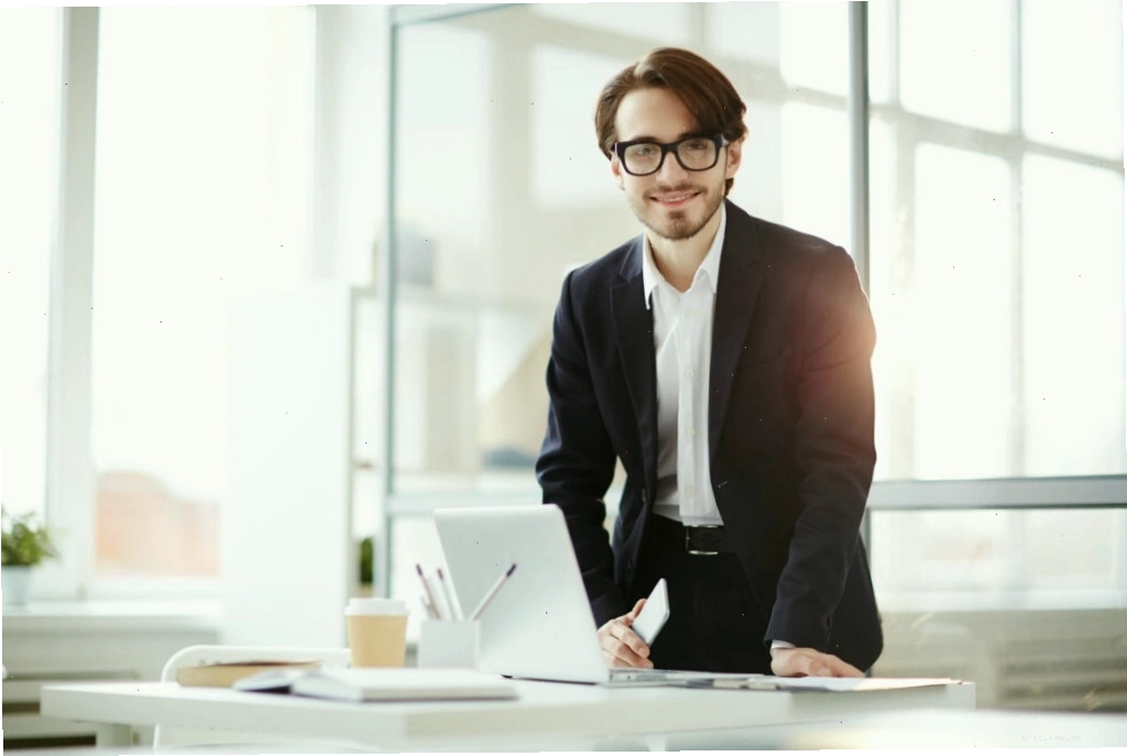Quản lý nhóm điềm đạm trong môi trường làm việc chuyên nghiệp