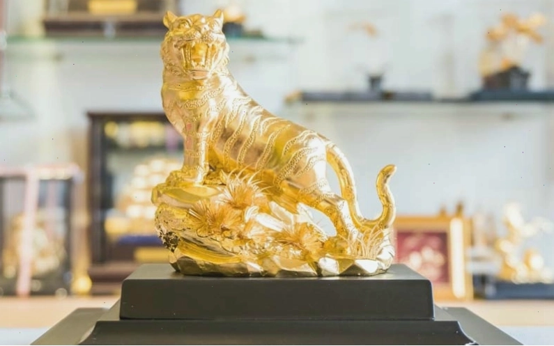 Tượng hổ hợp tuổi nào và không hợp tuổi nào trong phong thủy