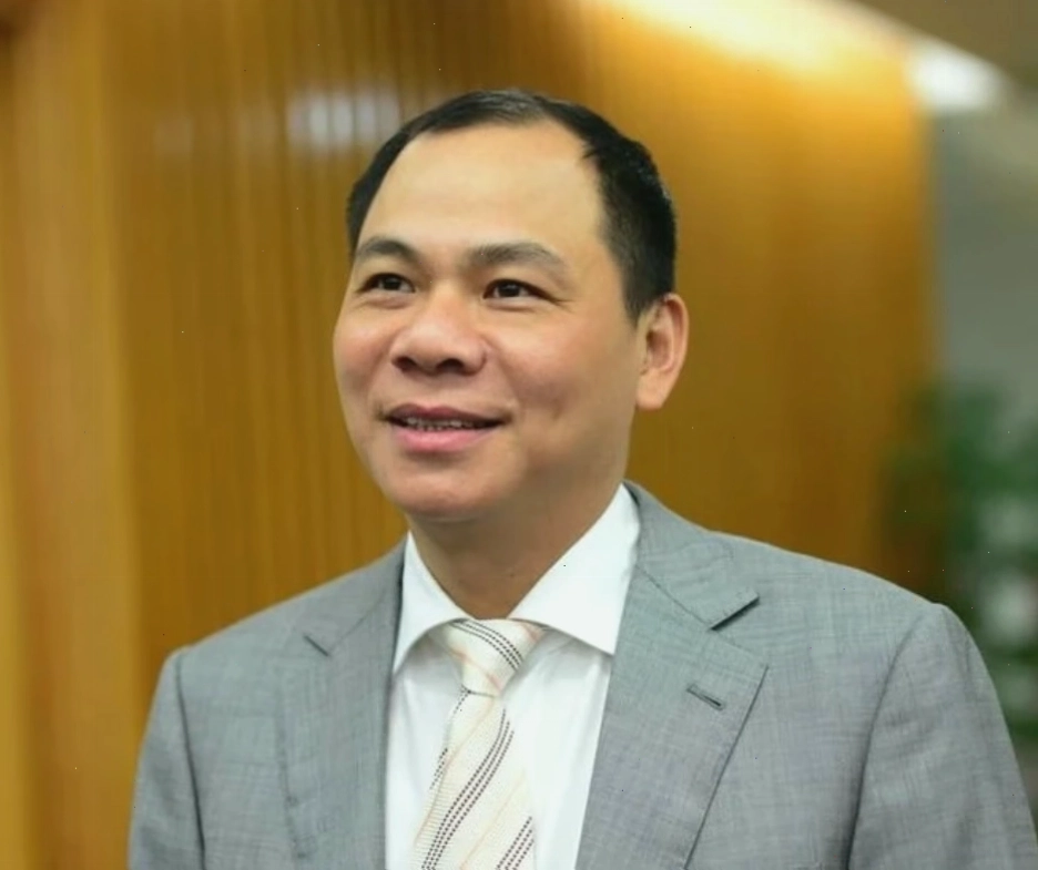 Tướng mũi lân với đặc điểm sống mũi rộng và đầu mũi tròn đầy