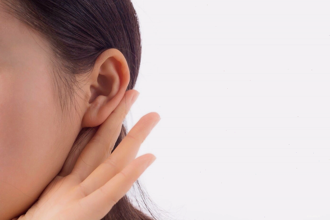 Tướng tai cong được xem là tướng tai đẹp trong nhân tướng học