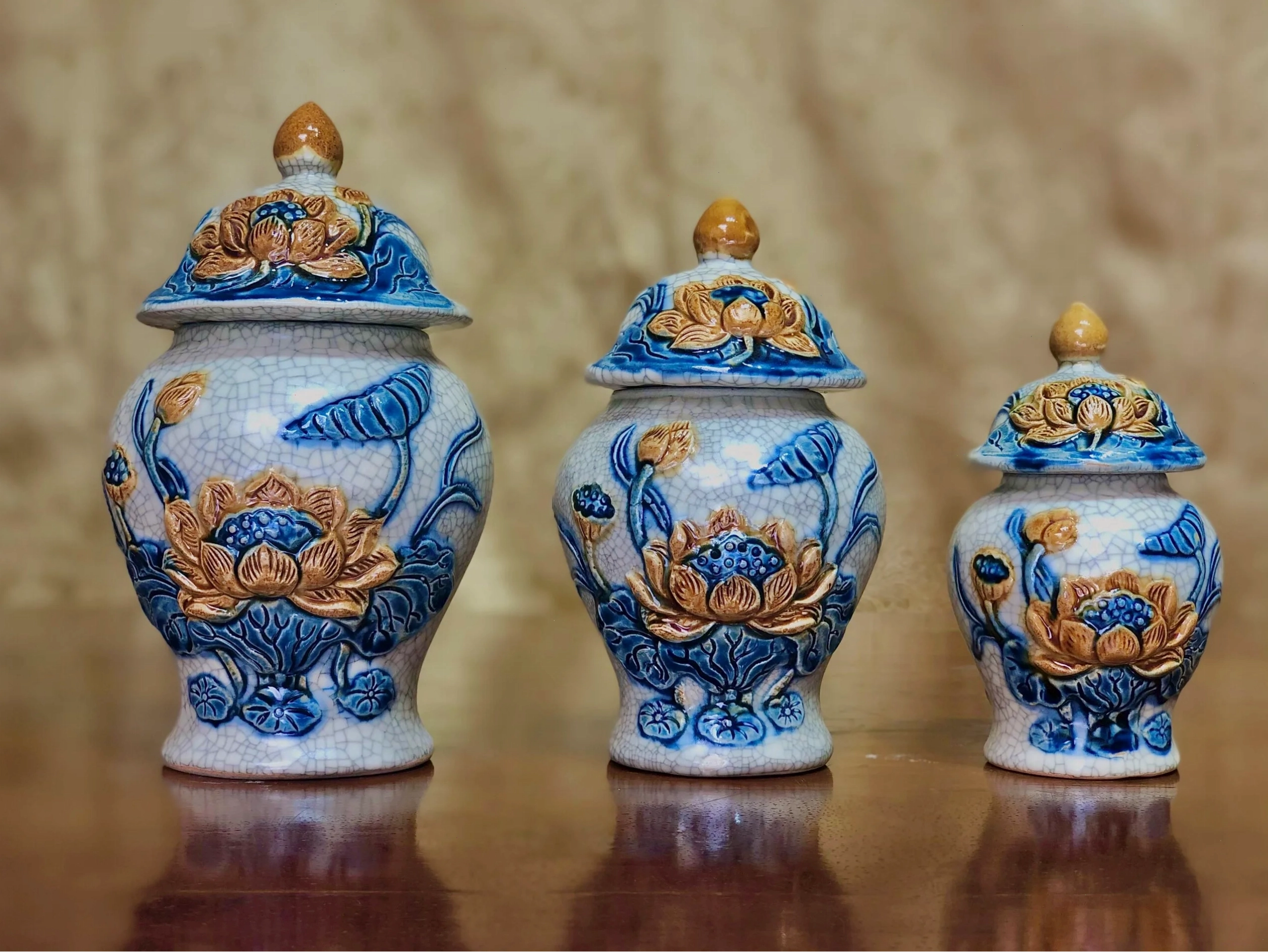 Ý nghĩa của chóe thờ trong phong thủy - Gốm Sứ Bát Tràng - Phúc Lộc Viên Minh