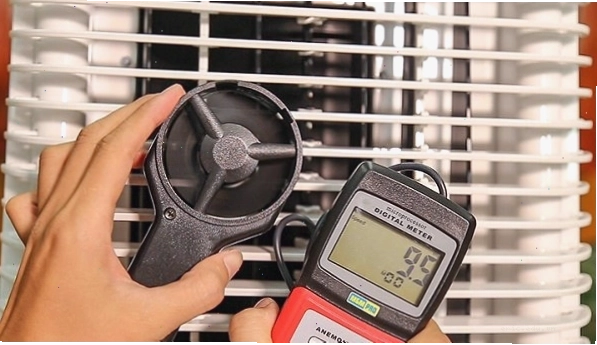 Màn hình hiển thị kết quả trên thiết bị đo tốc độ gió