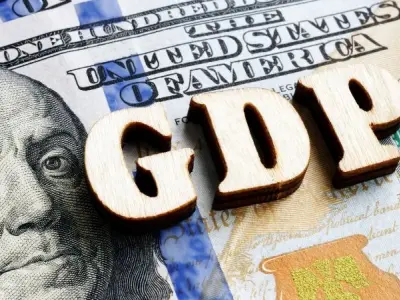 GDP là gì? Hiểu đúng về tăng trưởng và phát triển kinh tế