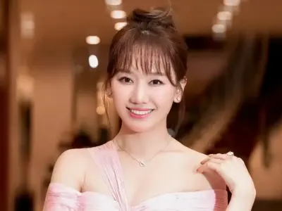 Hari Won khoe thần thái đỉnh cao trong bộ ảnh mới