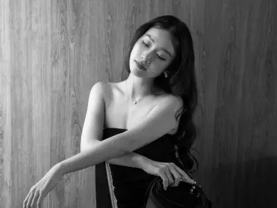 Ngắm nhìn ảnh Khả Ngân phong cách trẻ trung và nổi bật