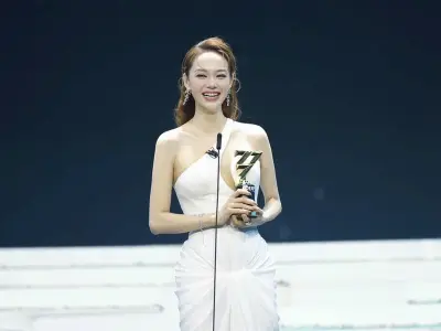 Bộ ảnh Minh Hằng phong cách, đầy cá tính và quyến rũ